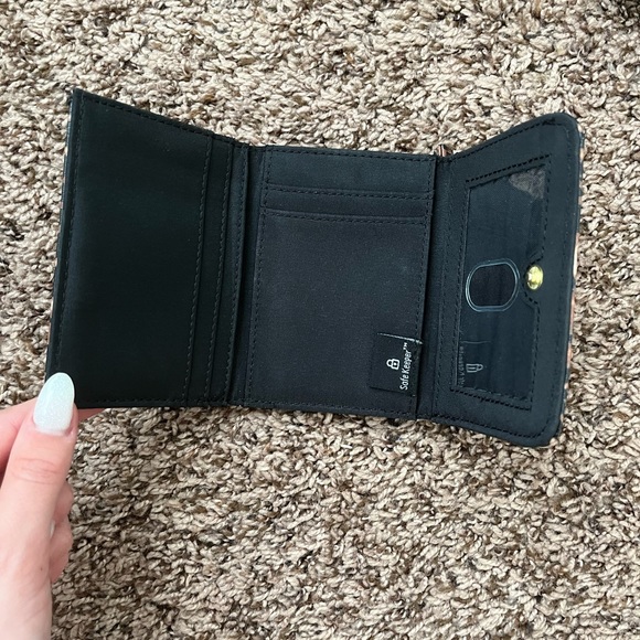 Leopard Wallet - Picture 6 of 6